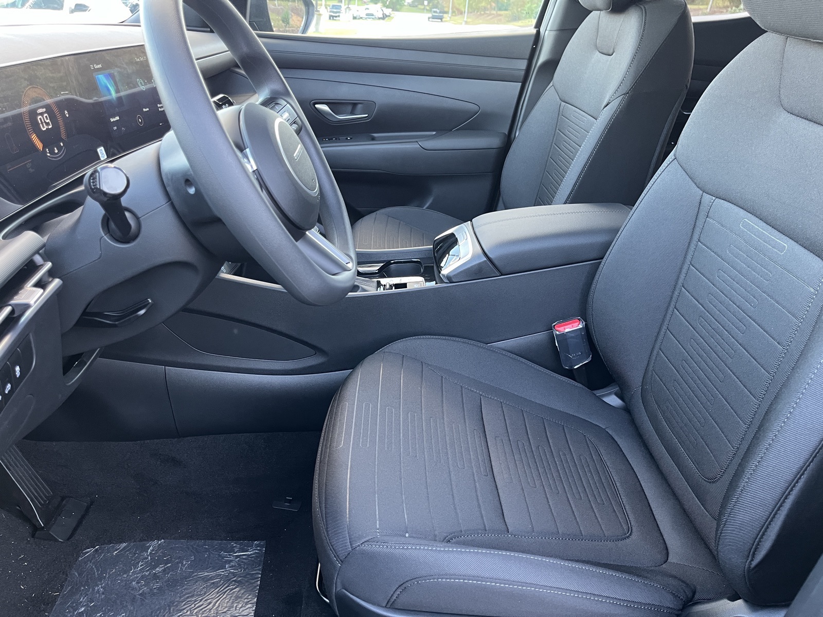 2026 Hyundai Santa Cruz SE Image 9 of 20