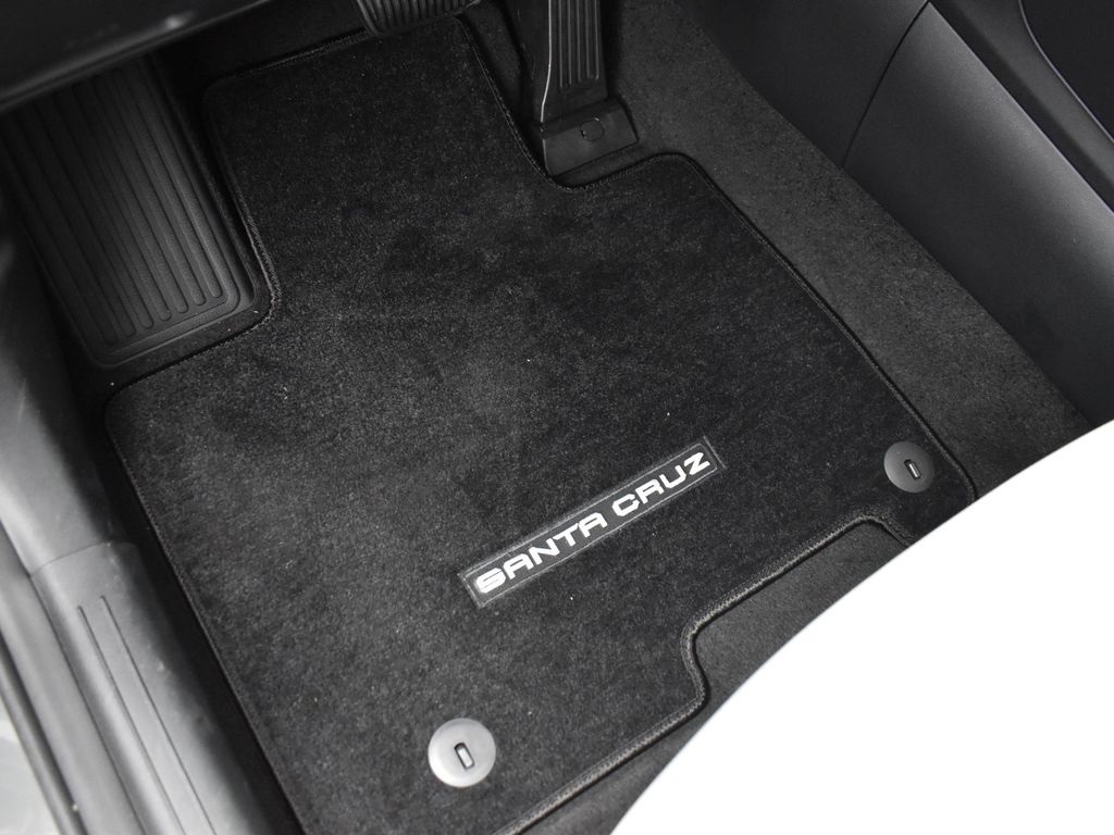 2026 Hyundai Santa Cruz SE Image 32 of 41