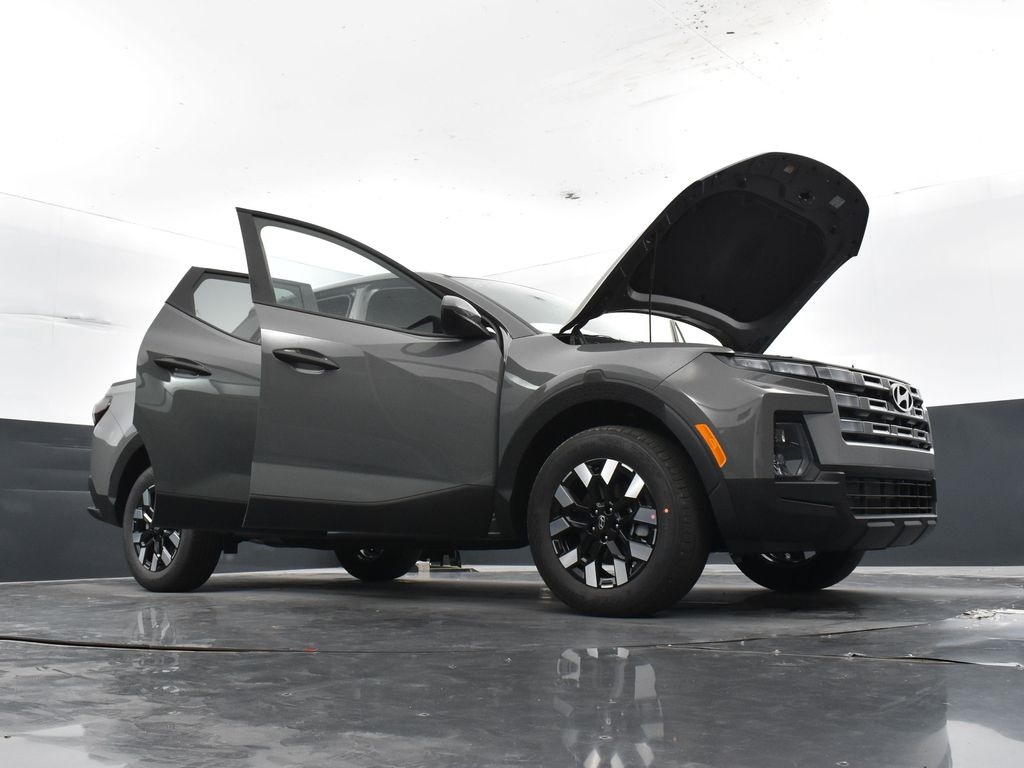 2026 Hyundai Santa Cruz SE Image 12 of 41