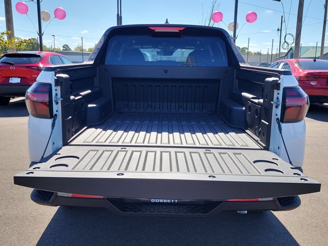 2026 Hyundai Santa Cruz SE Image 4 of 12