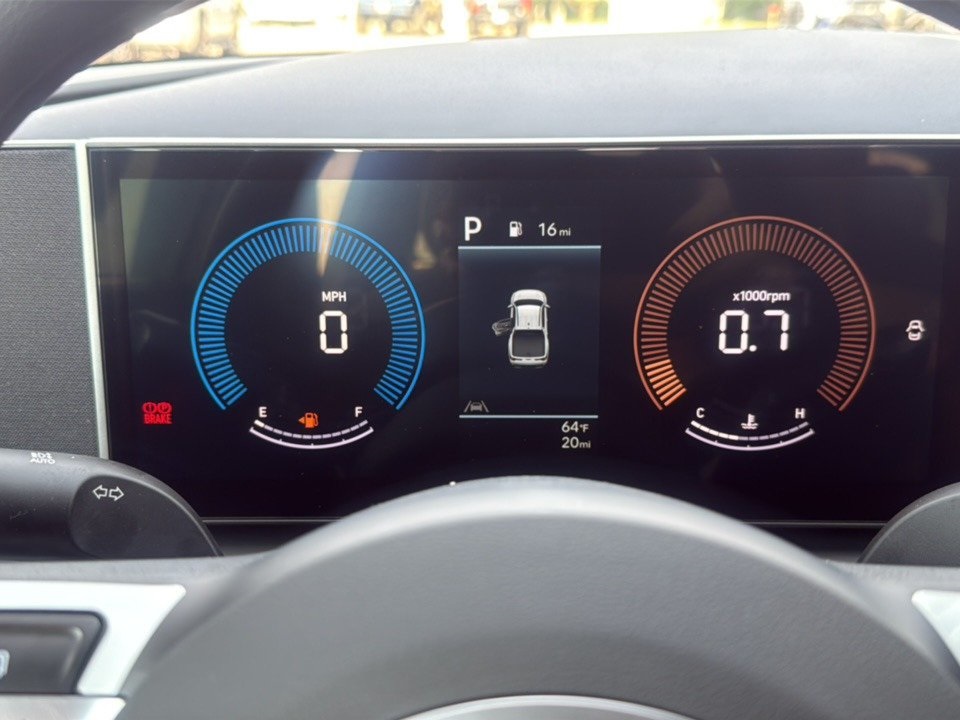 2026 Hyundai Santa Cruz SEL Image 16 of 25