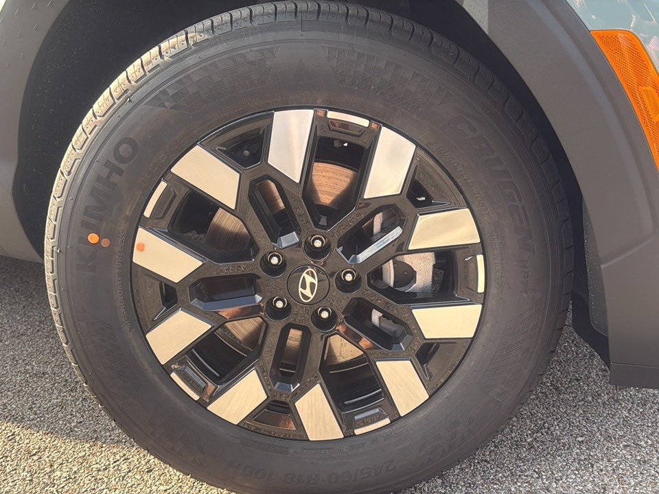 2026 Hyundai Santa Cruz SEL Image 8 of 25