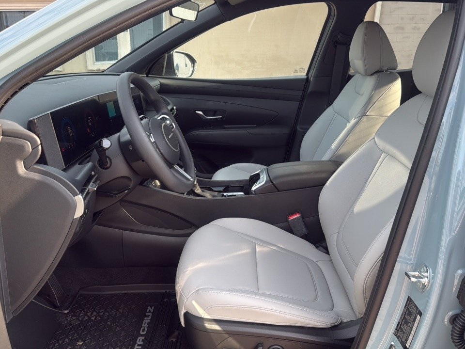 2026 Hyundai Santa Cruz SEL Image 11 of 25