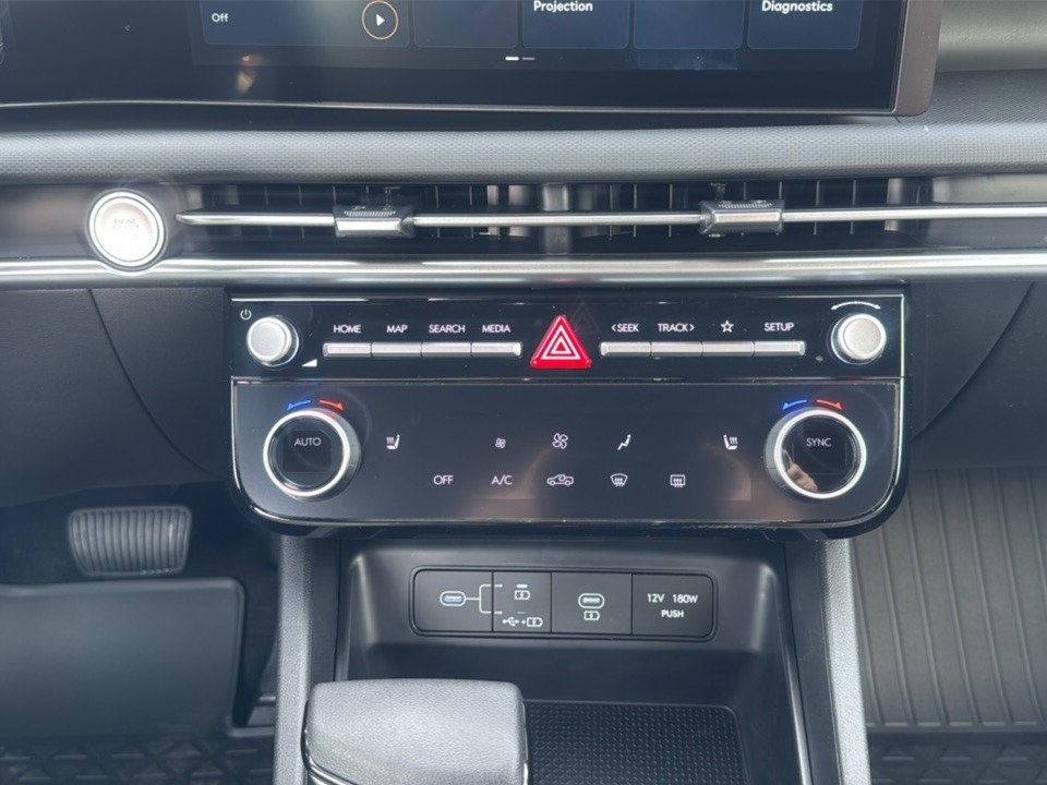 2026 Hyundai Santa Cruz SEL Image 18 of 25