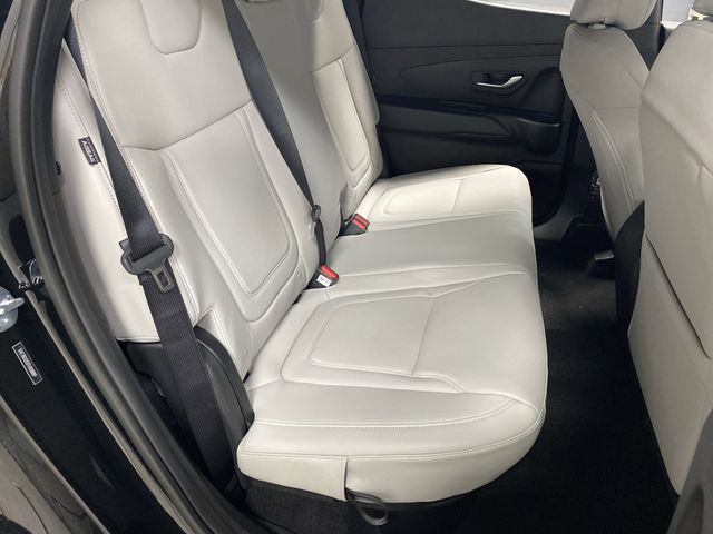 2026 Hyundai Santa Cruz SEL Image 12 of 37