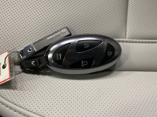 2026 Hyundai Santa Cruz SEL Image 32 of 37