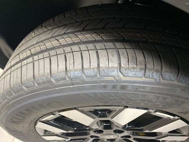 2026 Hyundai Santa Cruz SEL Image 10 of 37