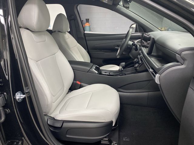 2026 Hyundai Santa Cruz SEL Image 13 of 37