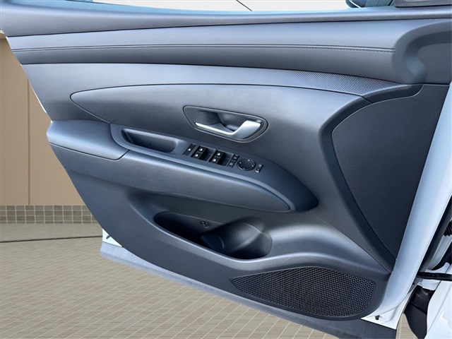 2026 Hyundai Santa Cruz SEL Image 15 of 22