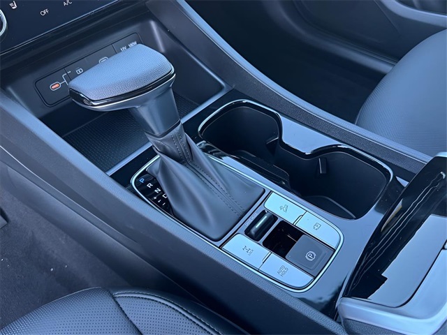 2026 Hyundai Santa Cruz SEL Image 14 of 22