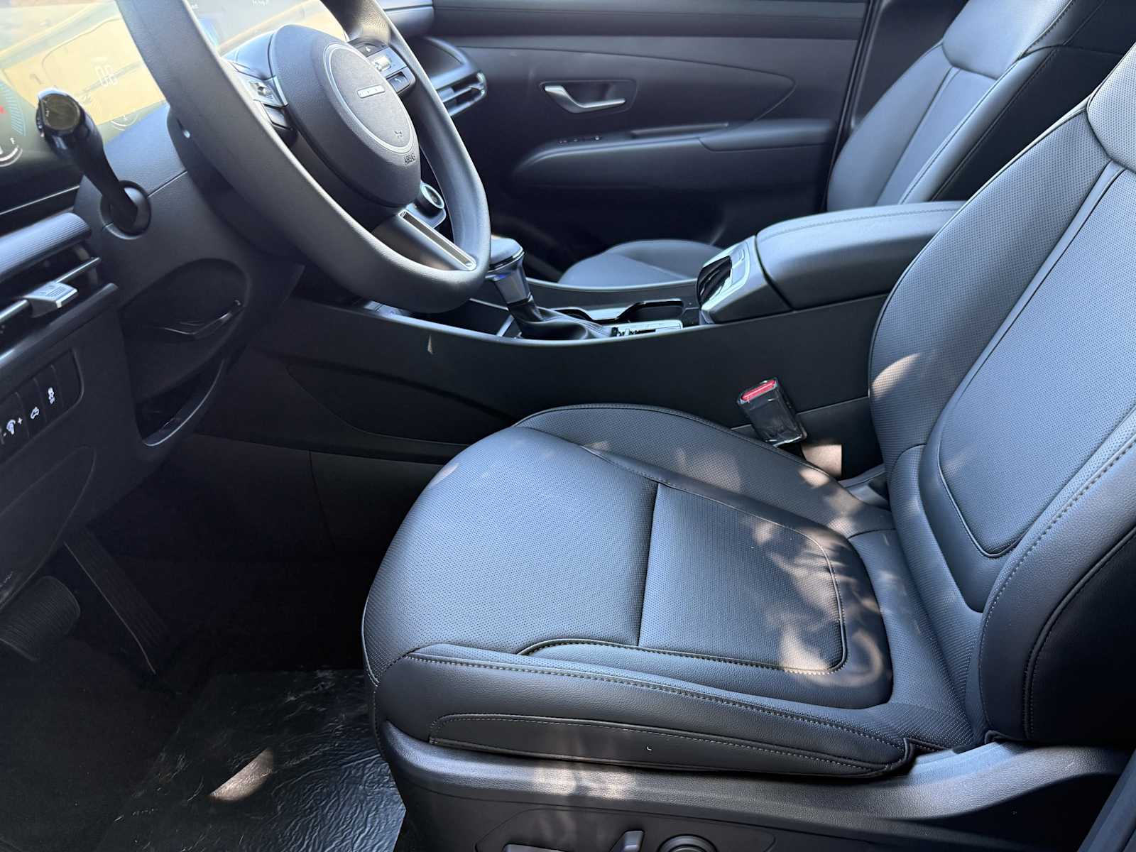 2026 Hyundai Santa Cruz SEL Image 12 of 27