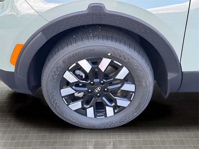 2026 Hyundai Santa Cruz SEL Image 6 of 22
