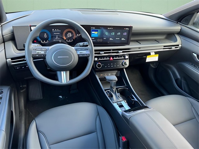 2026 Hyundai Santa Cruz SEL Image 10 of 22