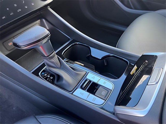 2026 Hyundai Santa Cruz SEL Image 15 of 22