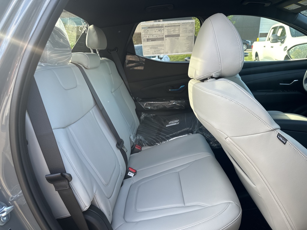 2026 Hyundai Santa Cruz SEL Image 10 of 23