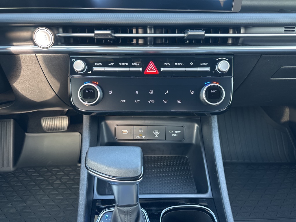 2026 Hyundai Santa Cruz SEL Image 18 of 23