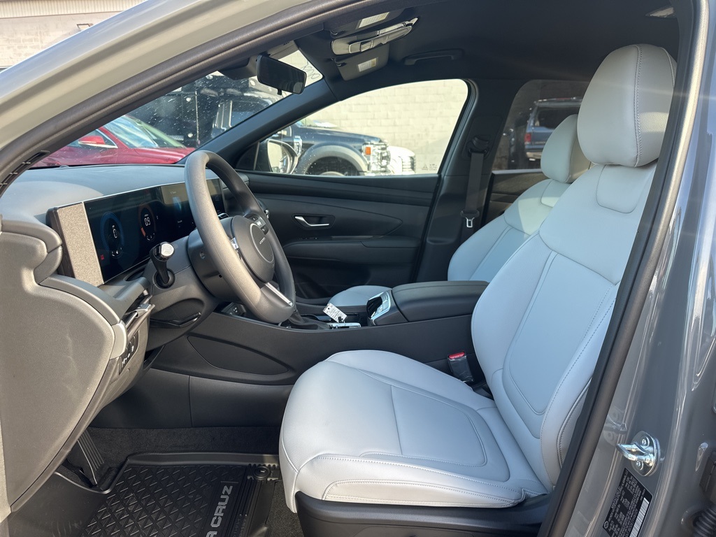 2026 Hyundai Santa Cruz SEL Image 12 of 23