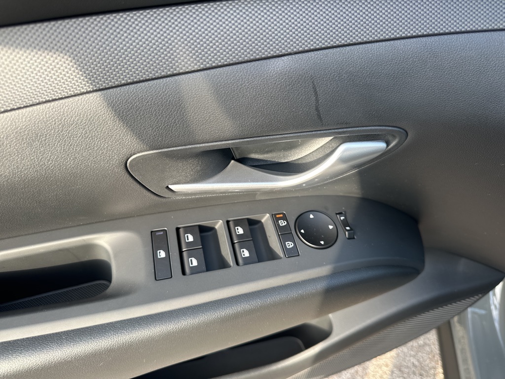 2026 Hyundai Santa Cruz SEL Image 19 of 23