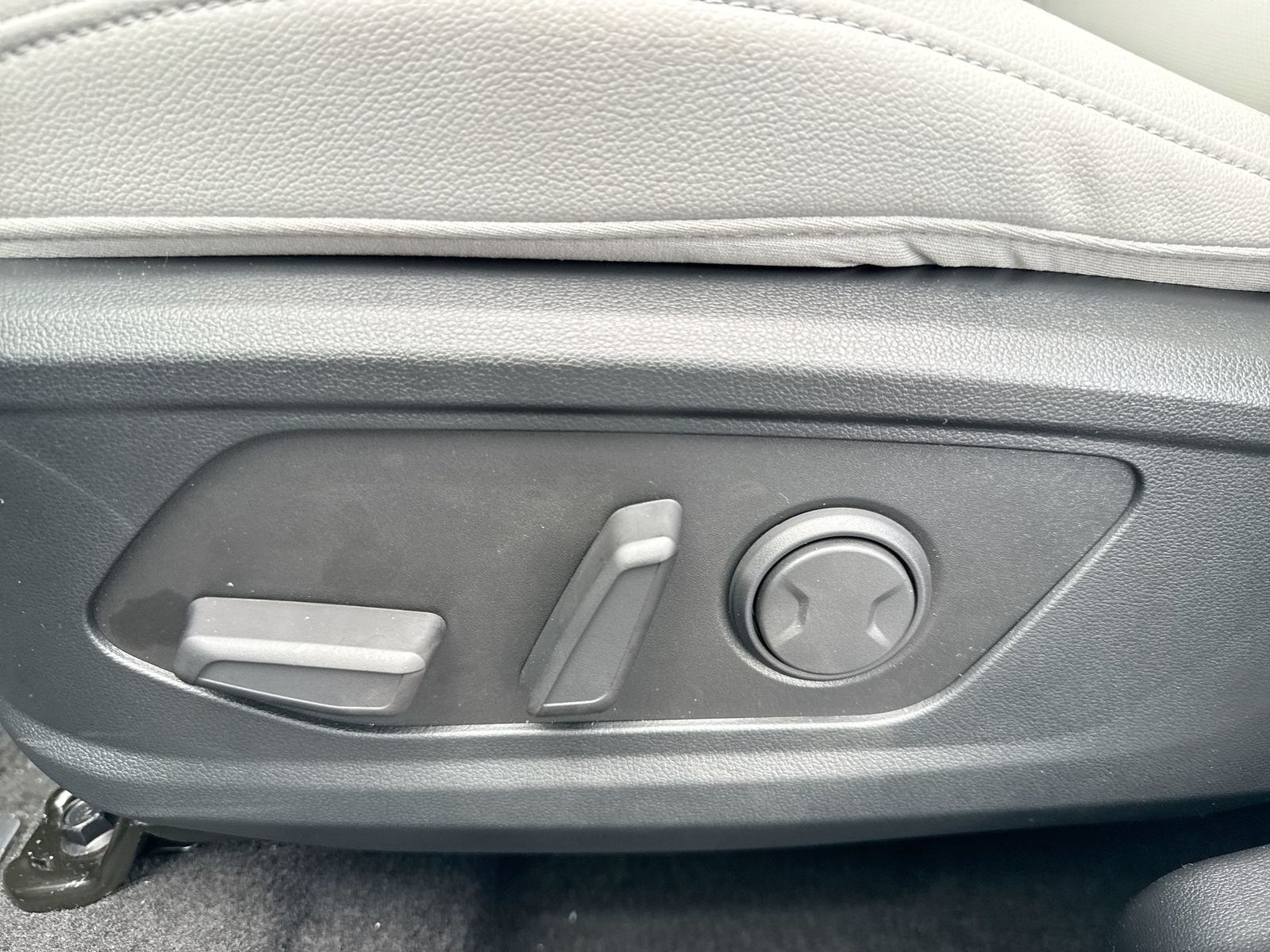 2026 Hyundai Santa Cruz SEL Image 25 of 27