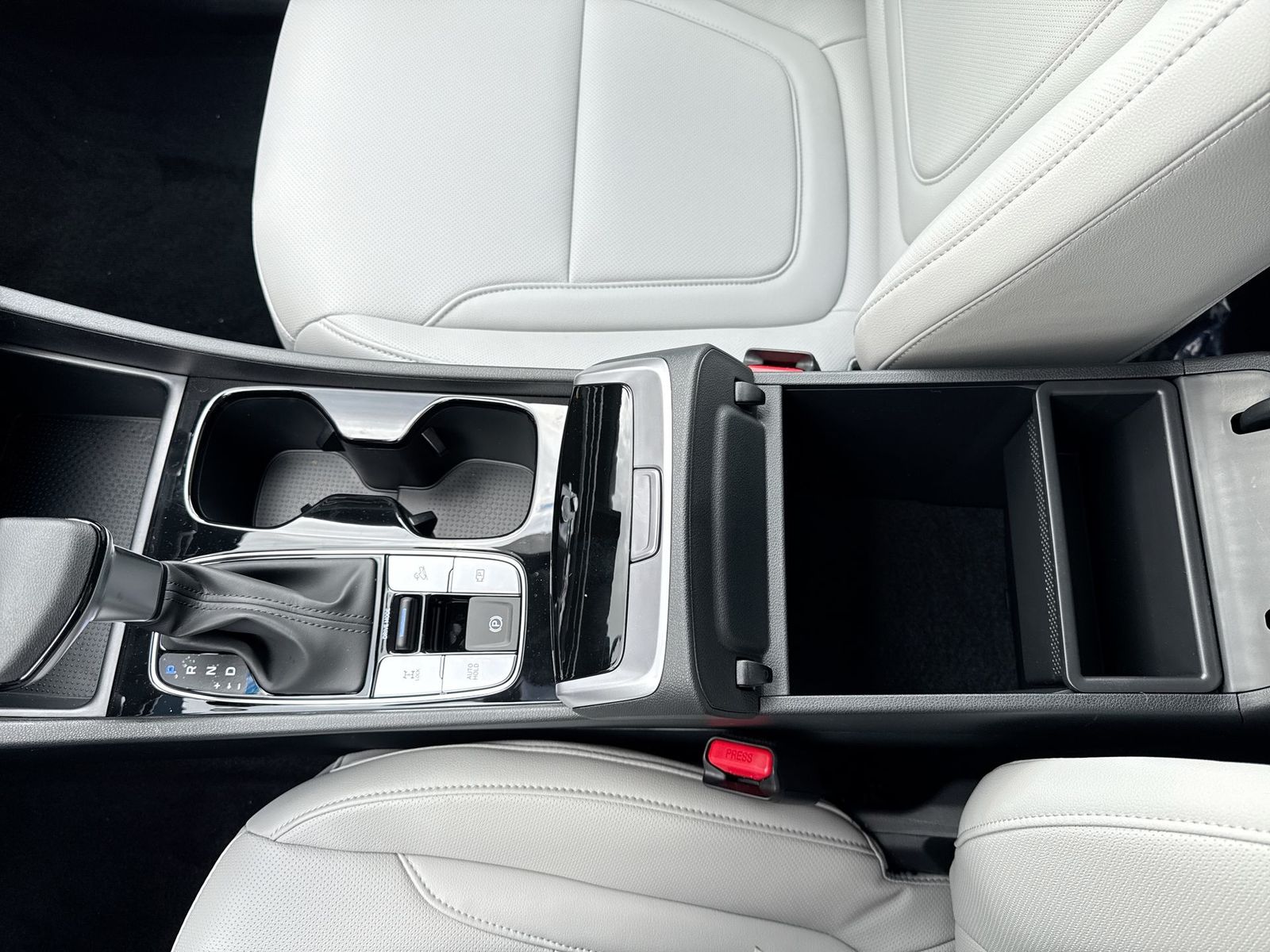 2026 Hyundai Santa Cruz SEL Image 24 of 27