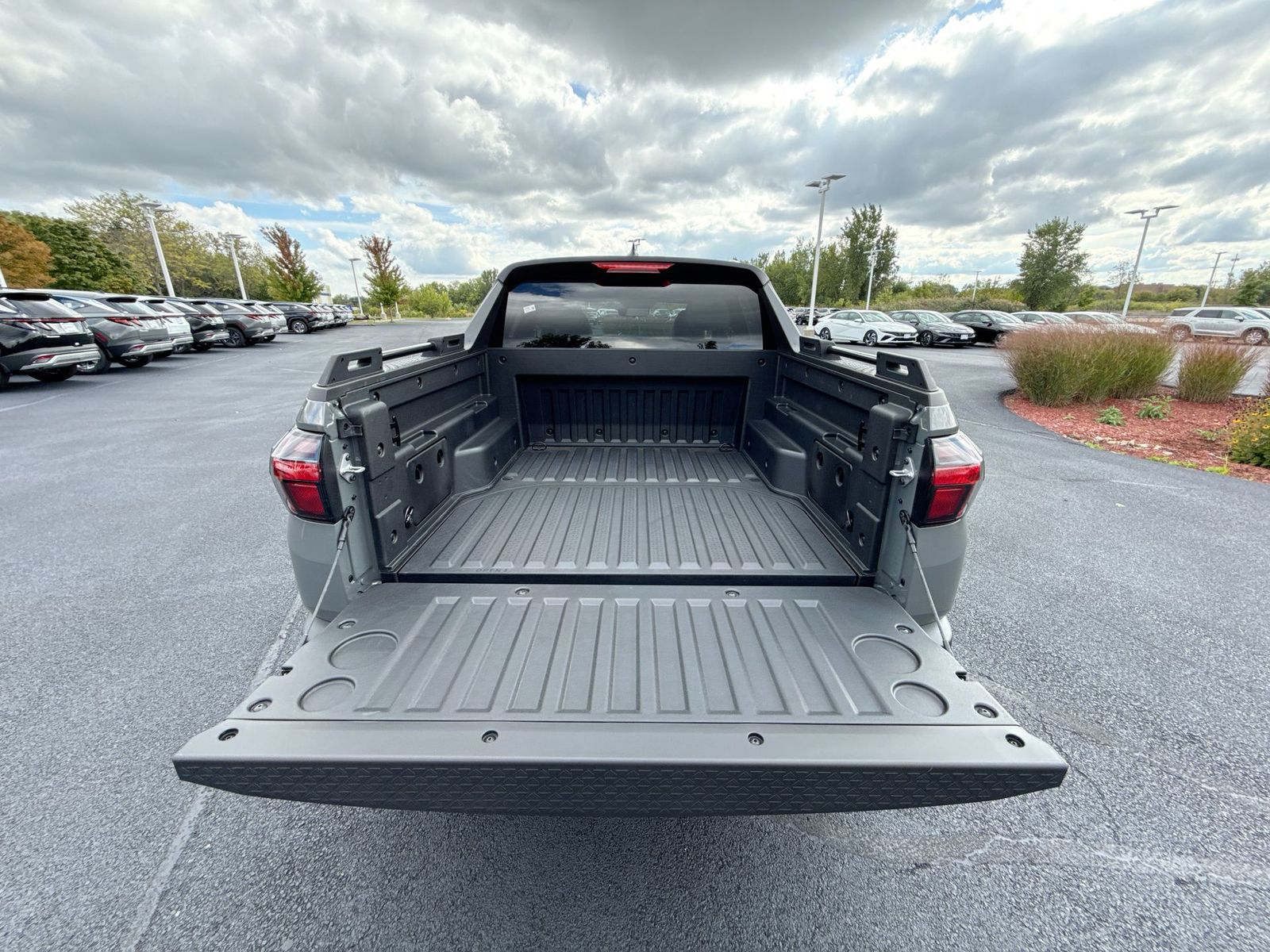 2026 Hyundai Santa Cruz SEL Image 13 of 27