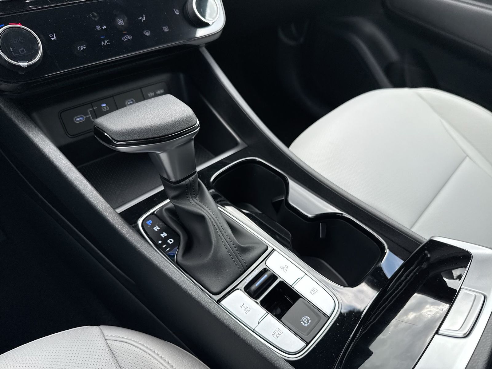 2026 Hyundai Santa Cruz SEL Image 22 of 27