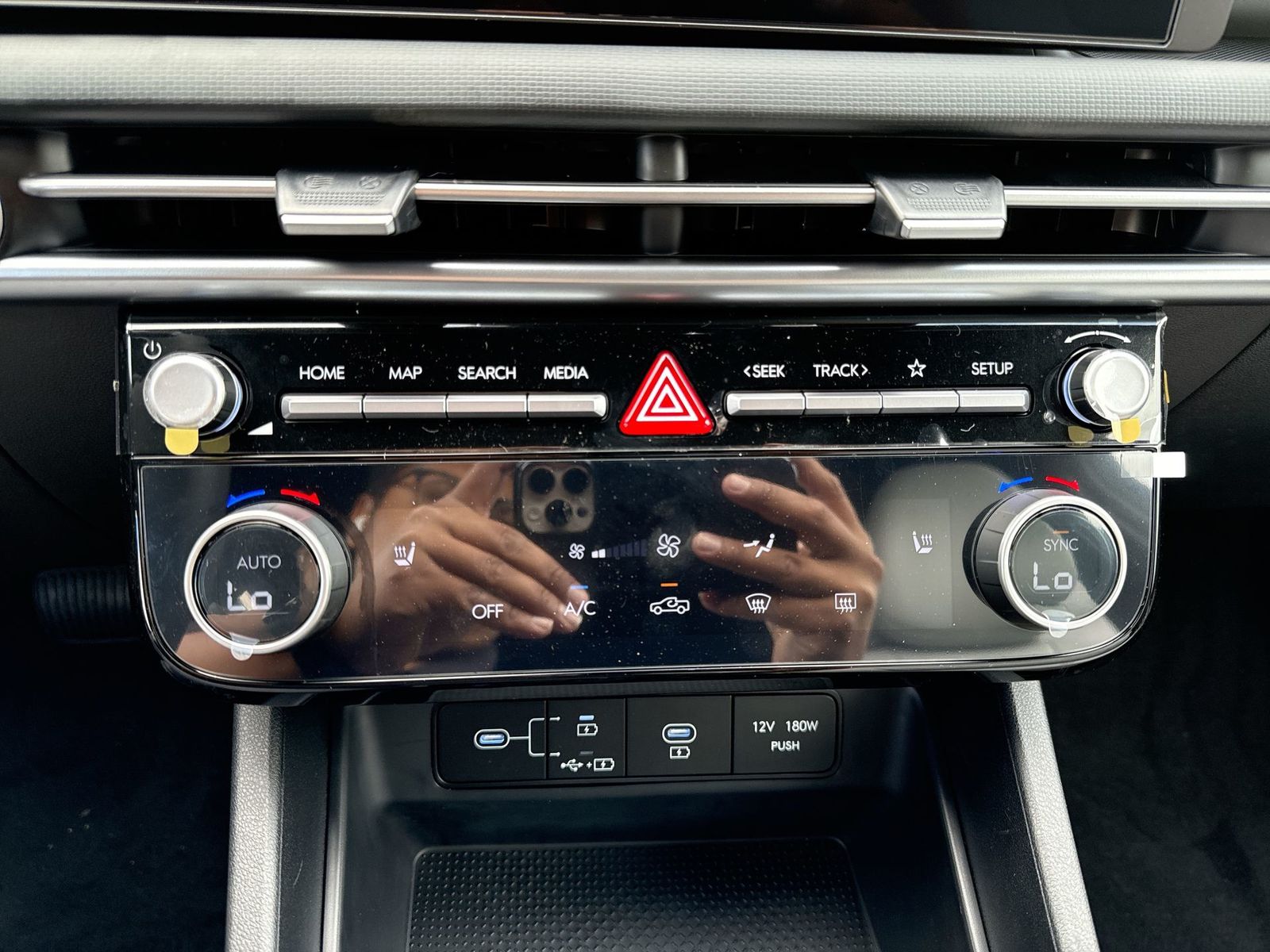 2026 Hyundai Santa Cruz SEL Image 21 of 27