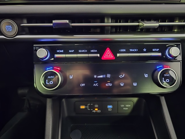 2026 Hyundai Santa Cruz SEL Image 13 of 21