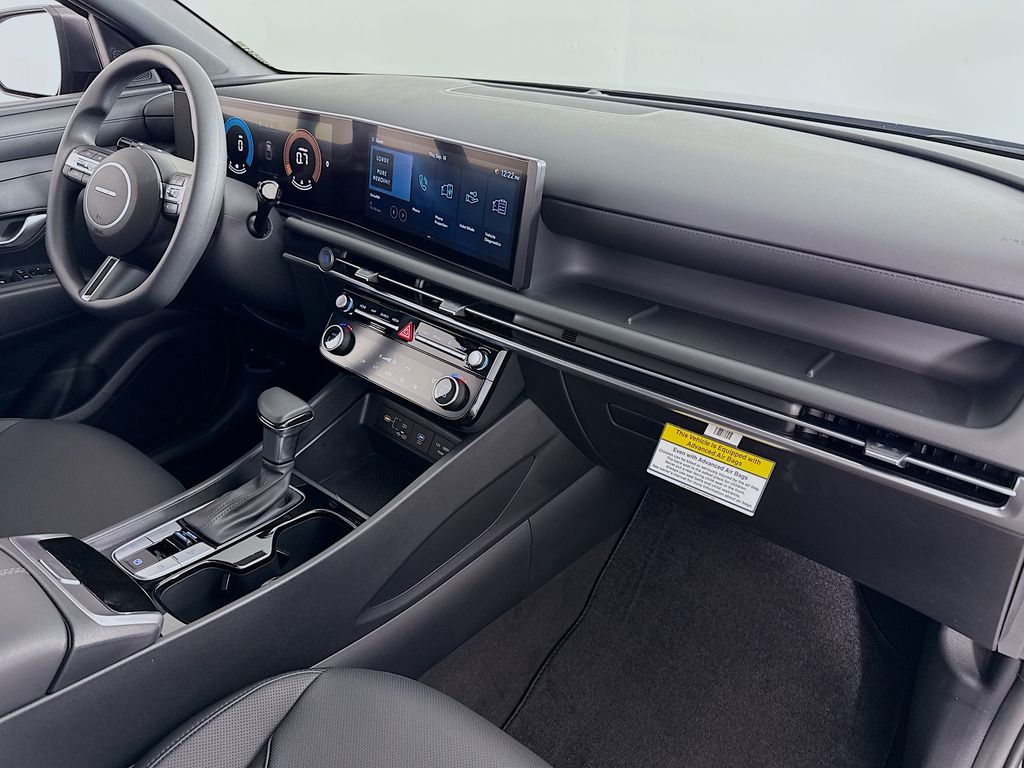 2026 Hyundai Santa Cruz SEL Image 16 of 30