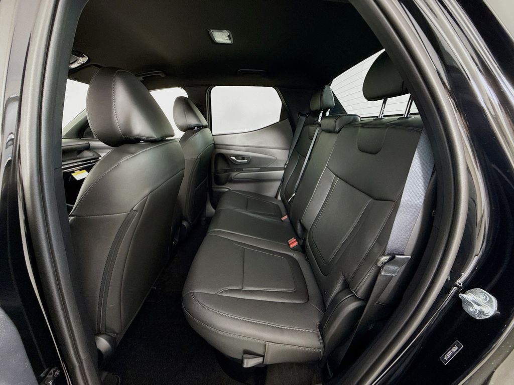2026 Hyundai Santa Cruz SEL Image 15 of 30