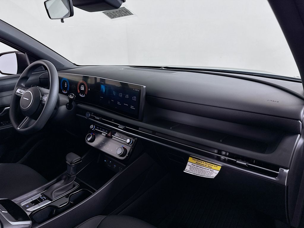 2026 Hyundai Santa Cruz SEL Image 16 of 30