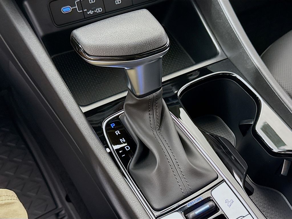 2026 Hyundai Santa Cruz SEL Image 24 of 30