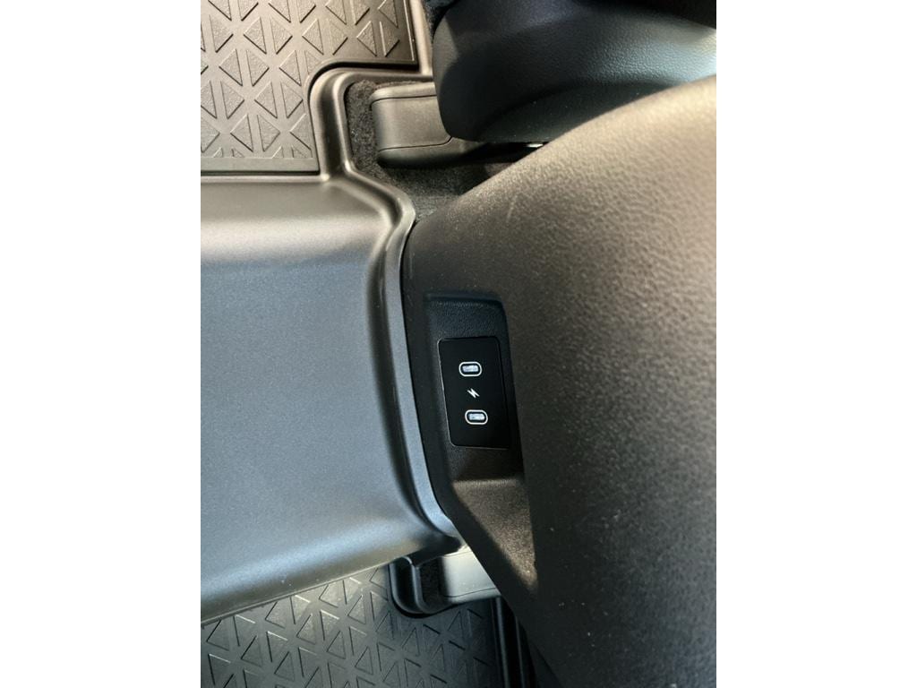 2026 Hyundai Santa Cruz SEL Image 16 of 20