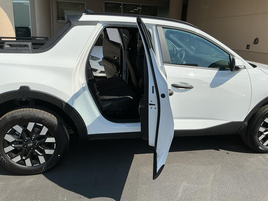 2026 Hyundai Santa Cruz SEL Image 18 of 20