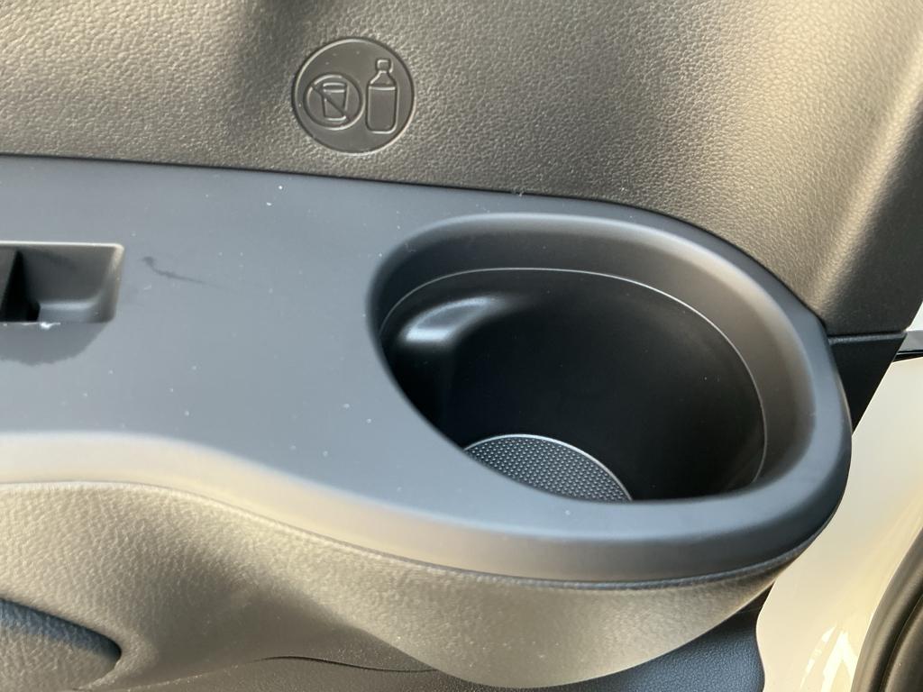 2026 Hyundai Santa Cruz SEL Image 15 of 20