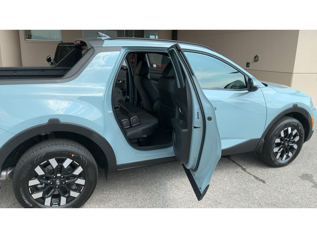 2026 Hyundai Santa Cruz SEL Image 5 of 20