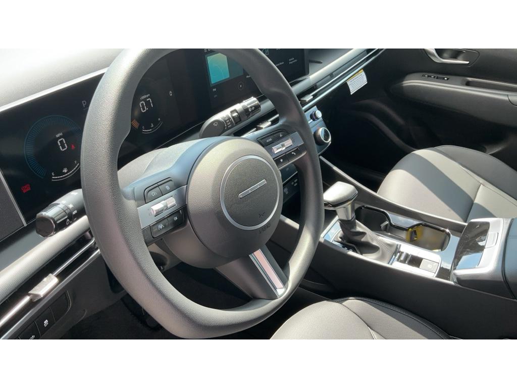 2026 Hyundai Santa Cruz SEL Image 15 of 20