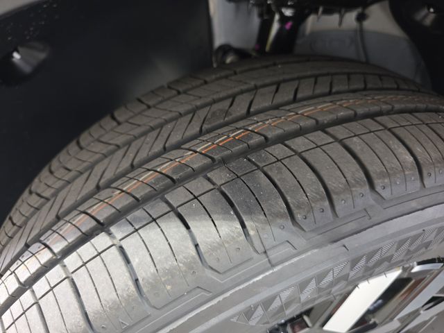 2026 Hyundai Santa Cruz SEL Image 10 of 41