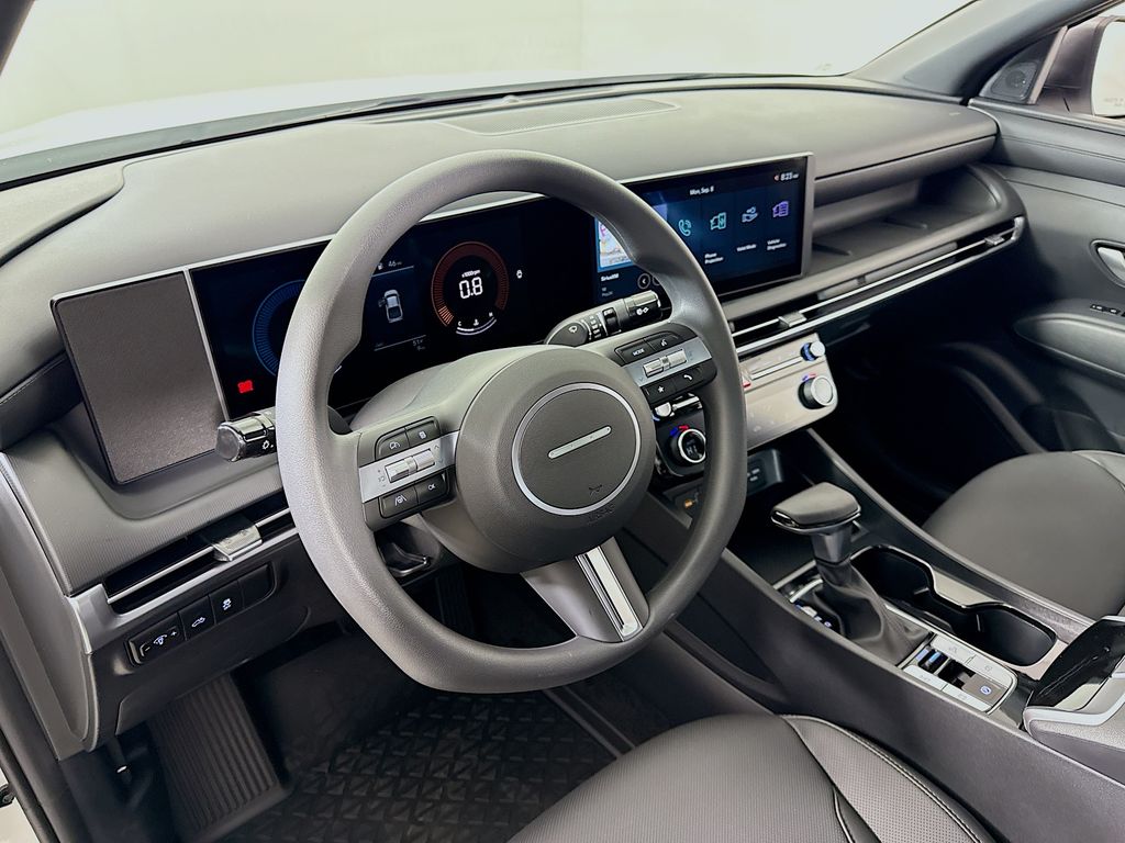 2026 Hyundai Santa Cruz SEL Image 17 of 30