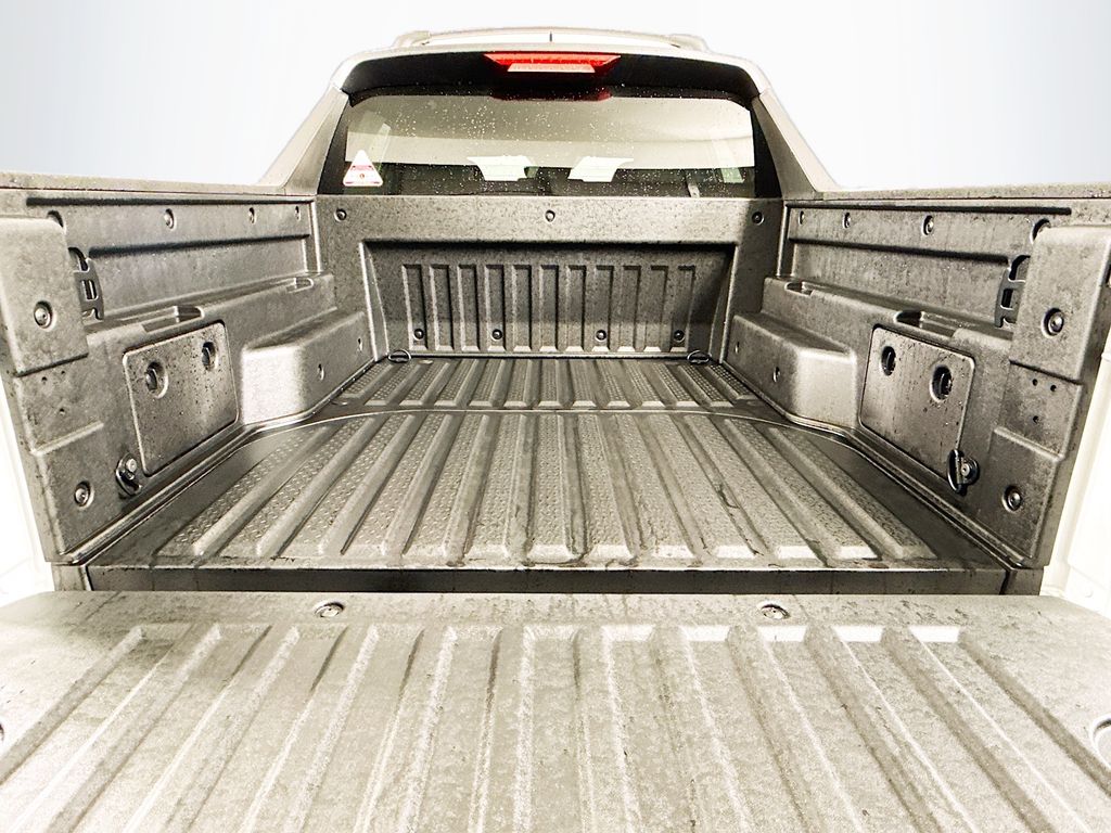 2026 Hyundai Santa Cruz SEL Image 11 of 30