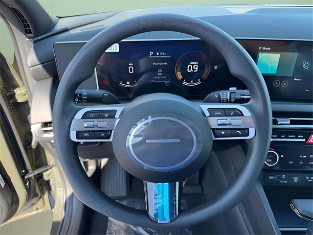 2026 Hyundai Santa Cruz SEL Image 10 of 19