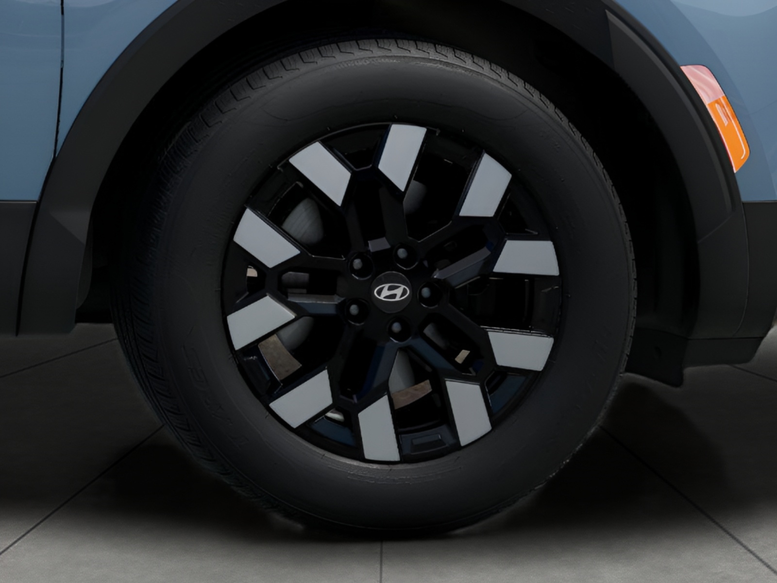 2026 Hyundai Santa Cruz SEL Image 8 of 17