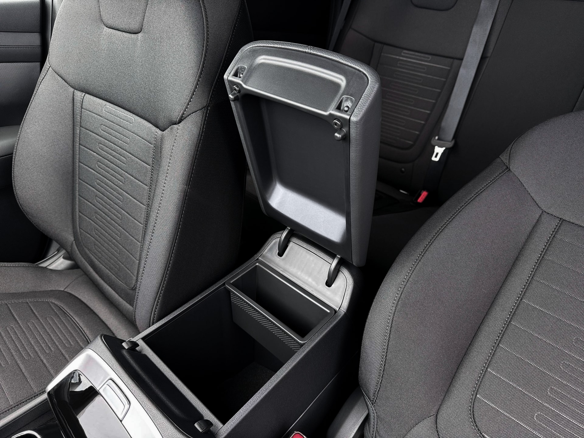 2026 Hyundai Santa Cruz SE Image 19 of 19