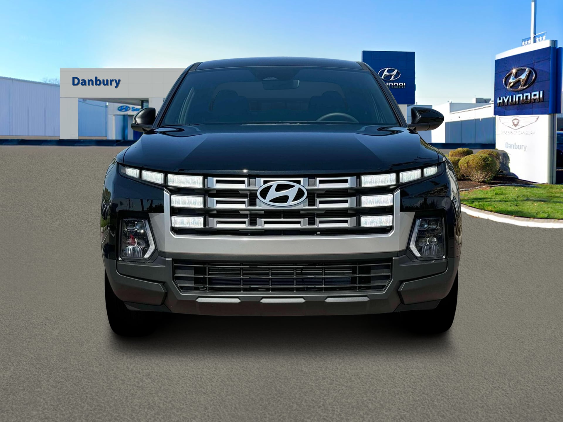 2026 Hyundai Santa Cruz SE Image 3 of 19