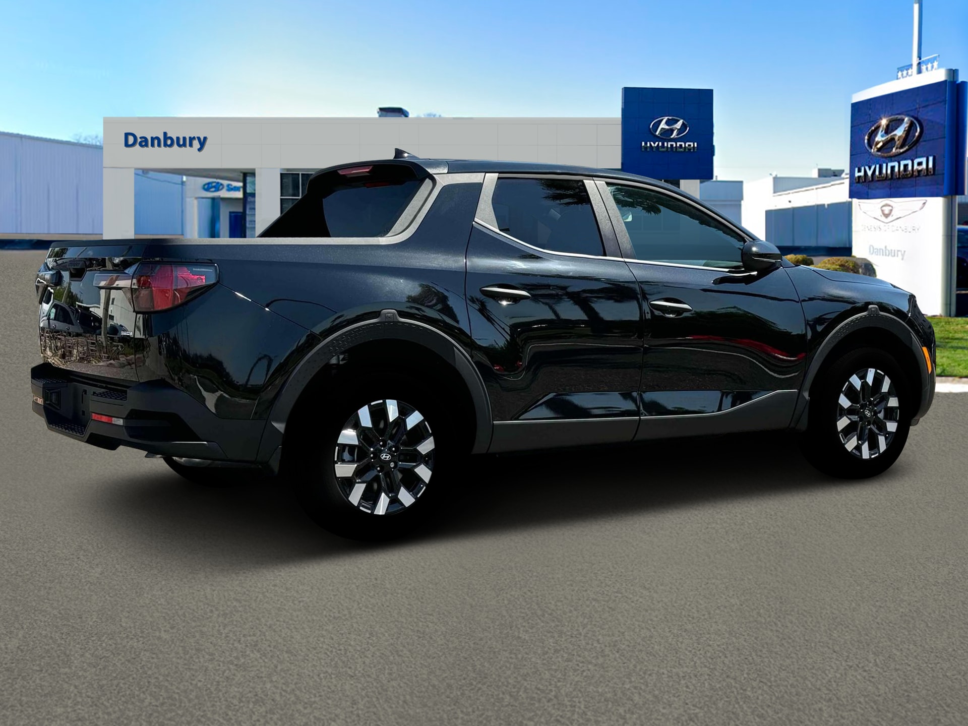 2026 Hyundai Santa Cruz SE Image 7 of 19