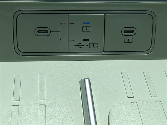 2026 Hyundai Santa Fe SE Image 17 of 39