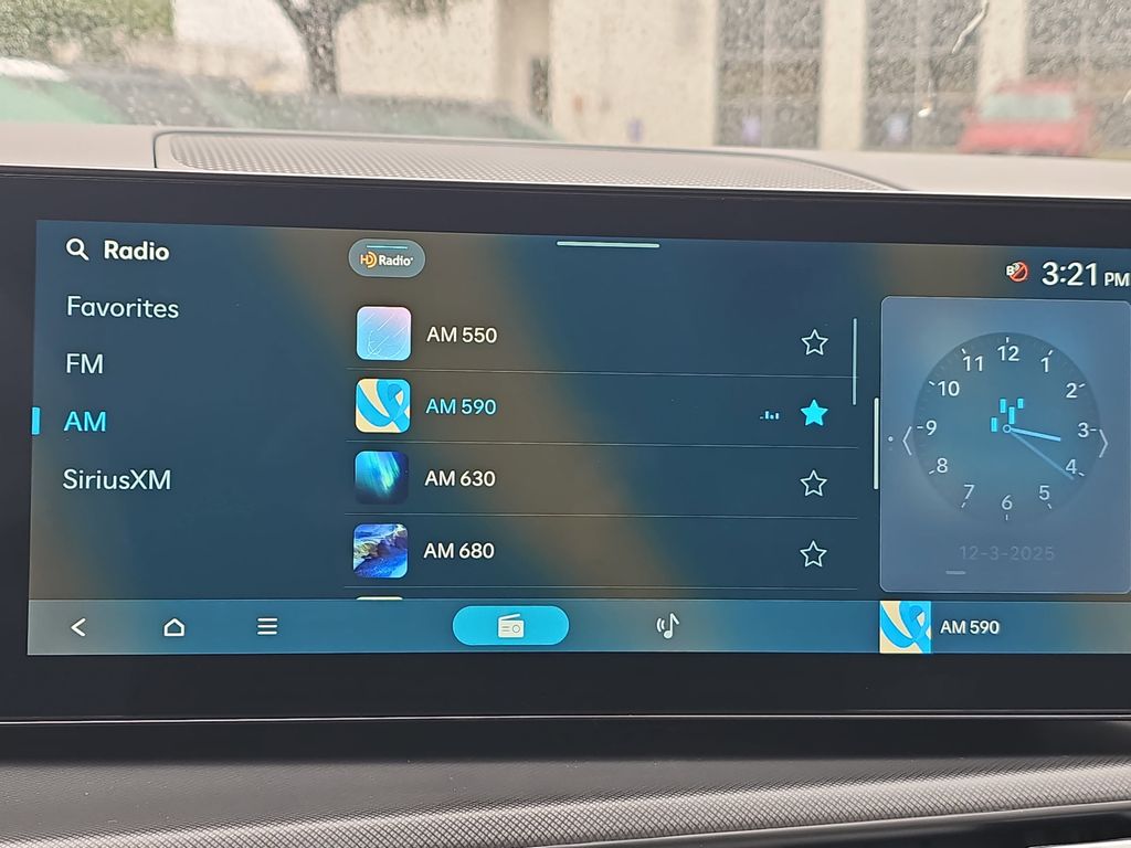 2026 Hyundai Santa Fe SEL Image 23 of 34