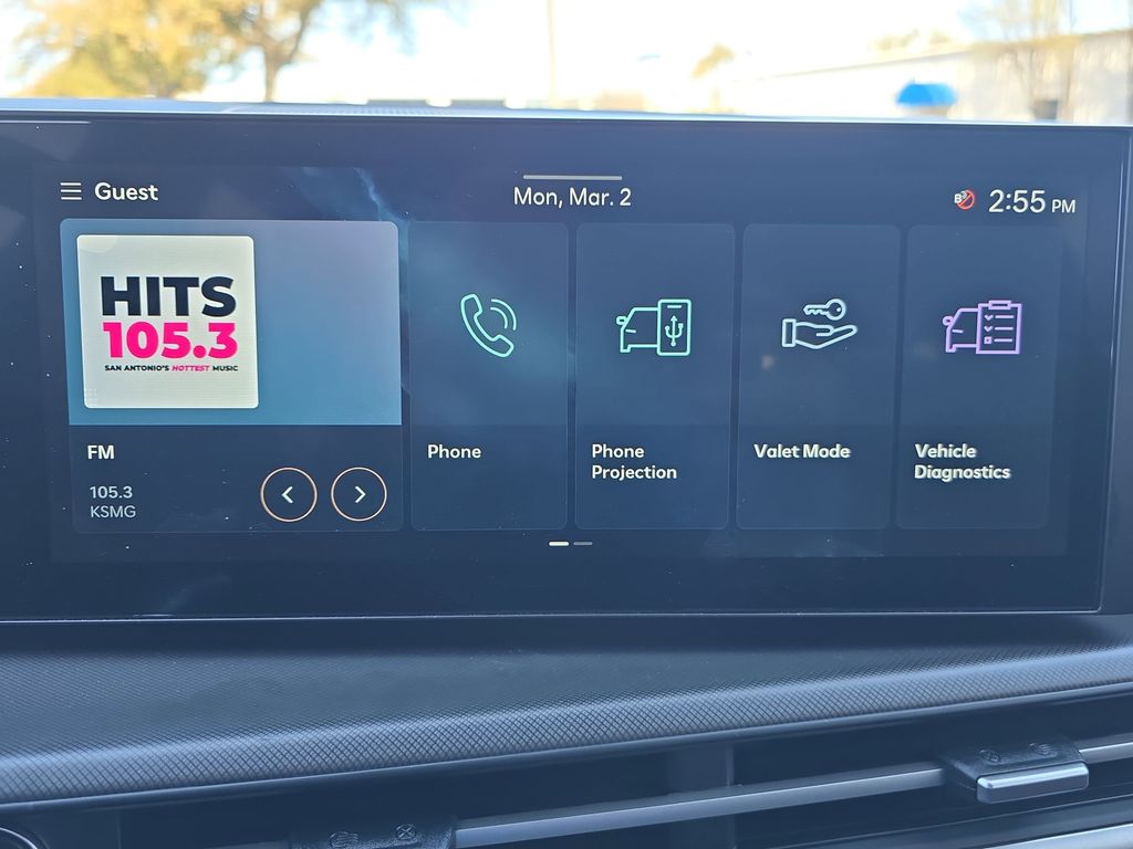 2026 Hyundai Santa Fe SEL Image 23 of 35