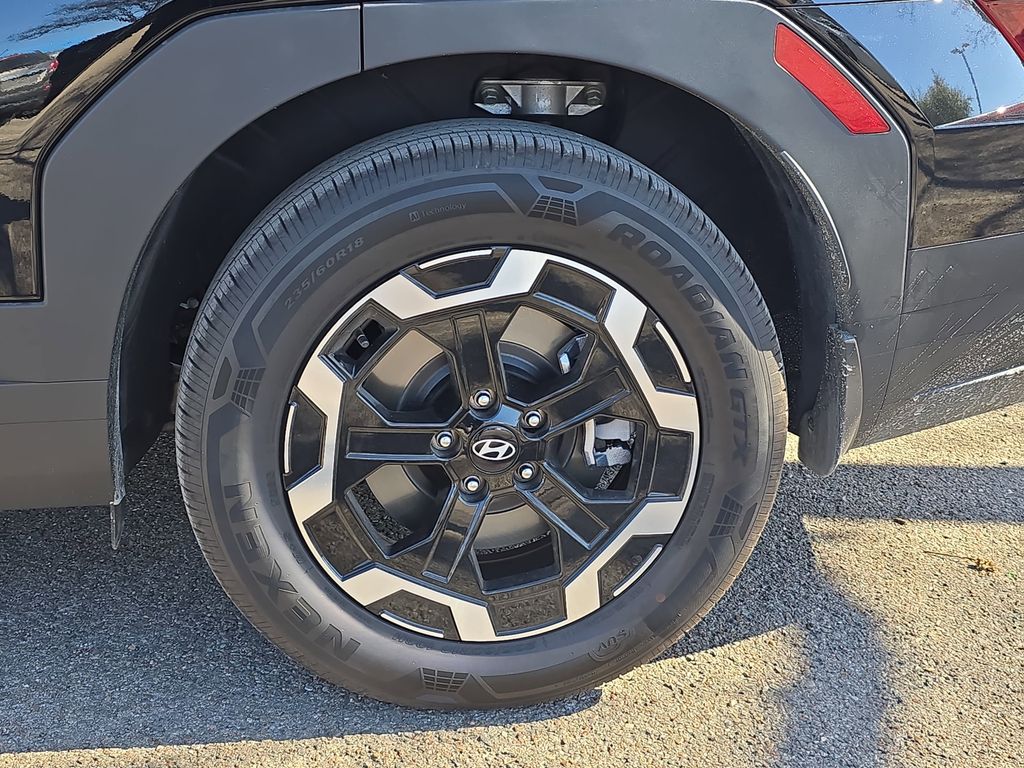 2026 Hyundai Santa Fe SEL Image 10 of 35