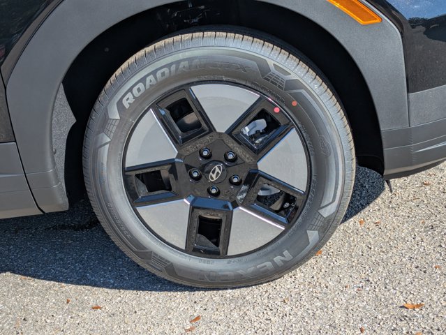 2026 Hyundai Santa Fe Hybrid SE Image 9 of 31